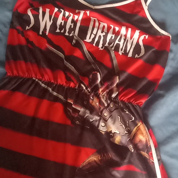 Nightmare On Elm Street romper - Picture 2 of 4
